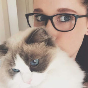 Meet your Posher, Kayla